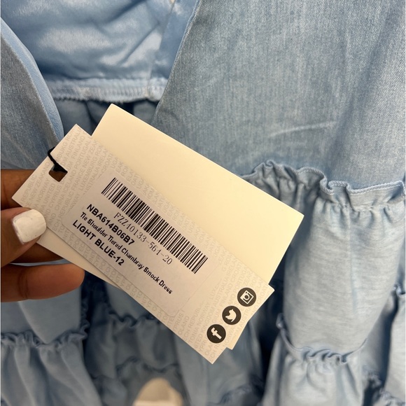 Tie Shoulder Tiered Chambray Smock Dress - Picture 4 of 5